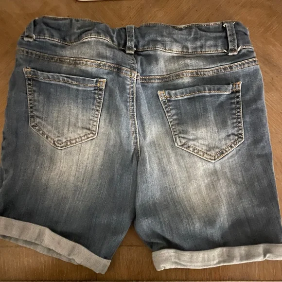 Girls MIDI Shorts - Picture 2 of 5